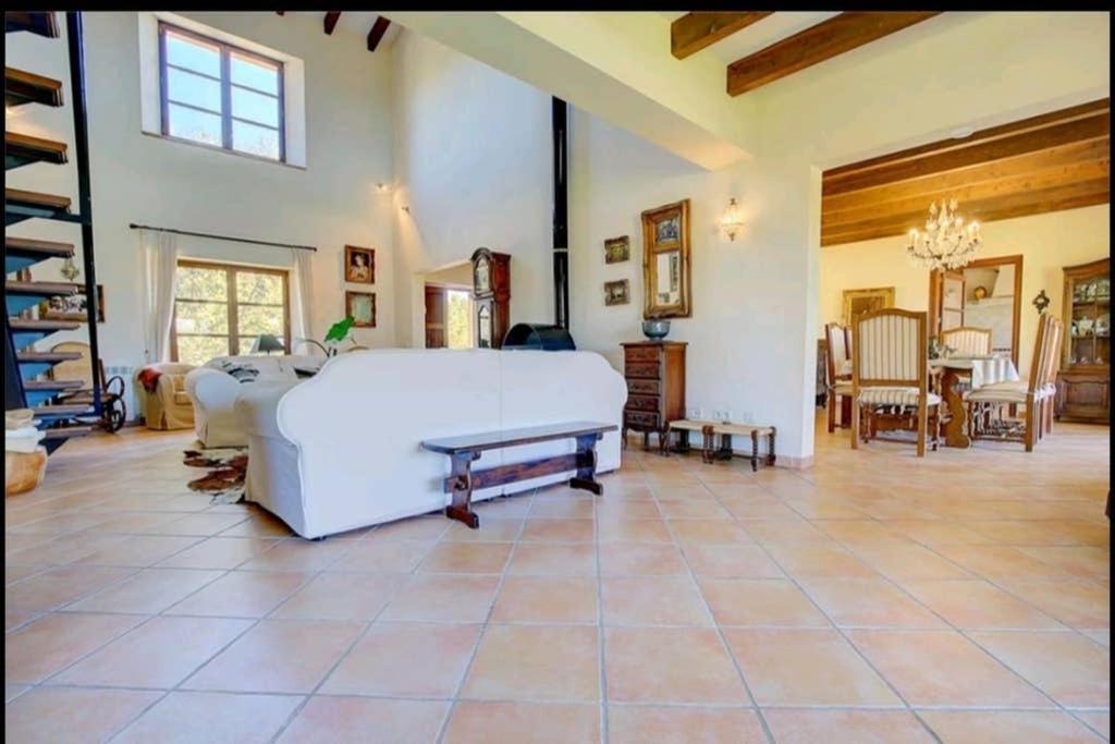 Ecovilla Jeanine Inca With Pool Tennis 10000m2 Villa Inca (Mallorca)